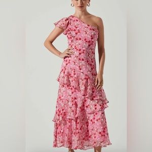 ASTR the label - Victoriana One Shoulder Floral Midi Dress